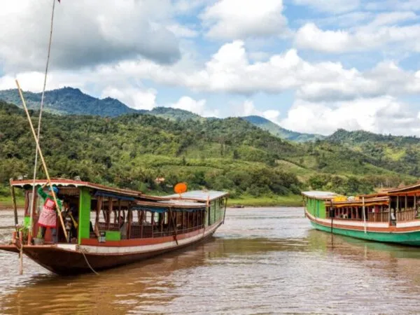 Chiang Mai to Luang Prabang slow boat tour